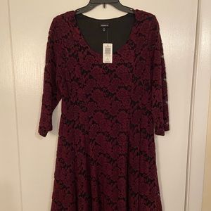 NWT Torrid Size 1 Velvet Floral Long Sleeve Dress